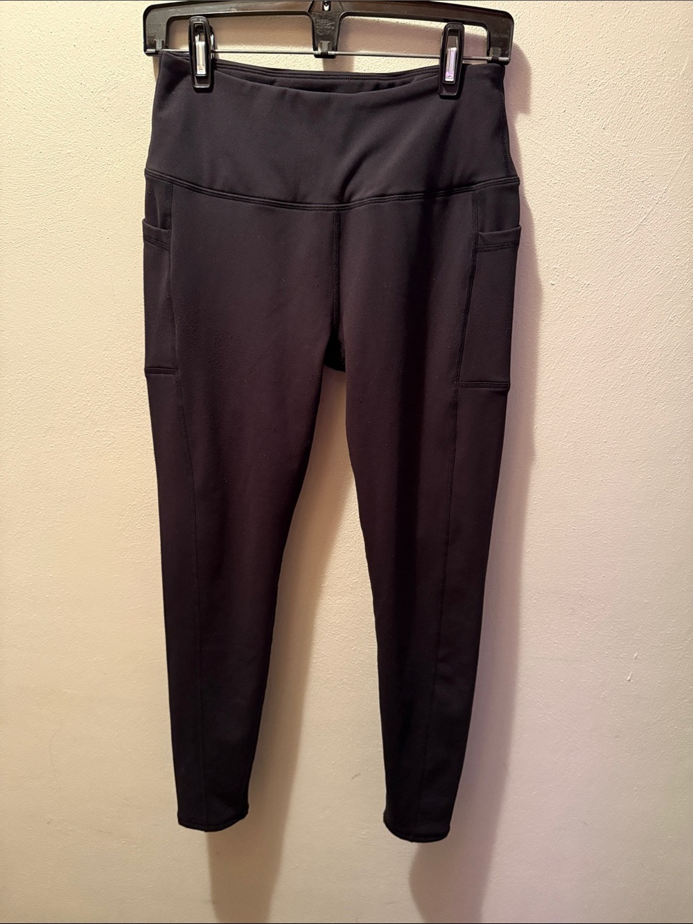 Black Active Leggings with Side Pockets